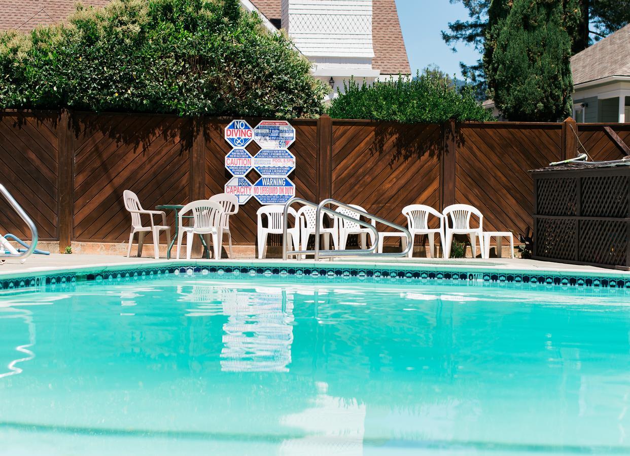 Riverlane Resort Guerneville Buitenkant foto