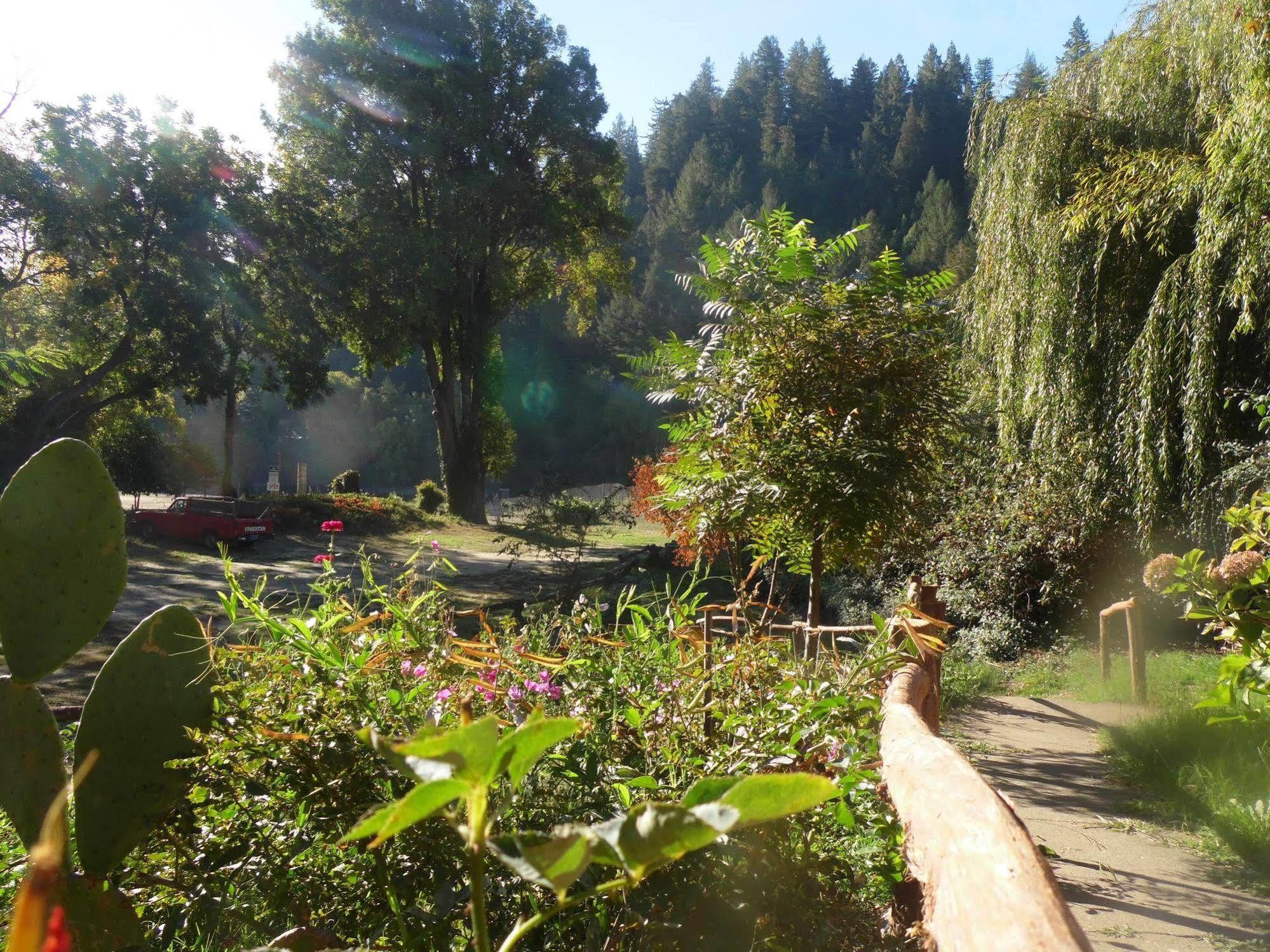 Riverlane Resort Guerneville Buitenkant foto